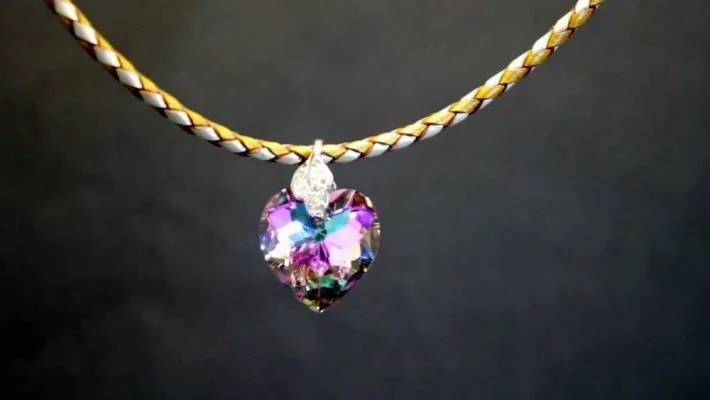 cristal Swarovski atarnat de lant