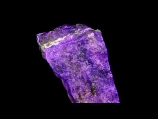 pietre pretioase violet sugilit