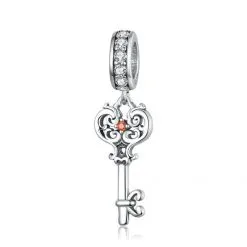 Charm din argint cruce cu cristal roz