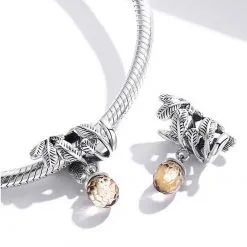 Talisman din argint con de pin cu zirconiu